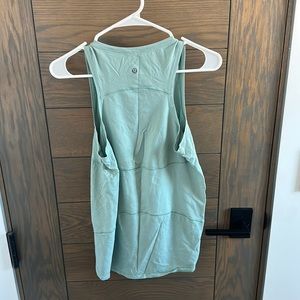 LULULEMON TANK TOP OLIVE COLOR